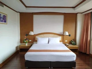Хатъяй: Sing Golden Place Hotel