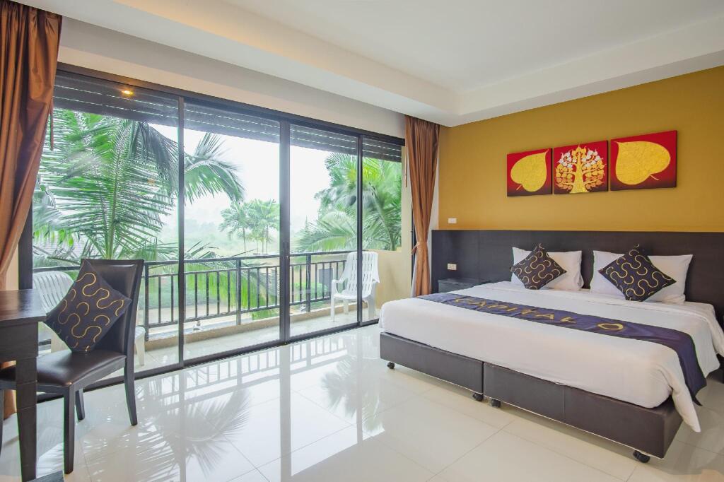 Тхаланг: Nai Yang Beach Hotel