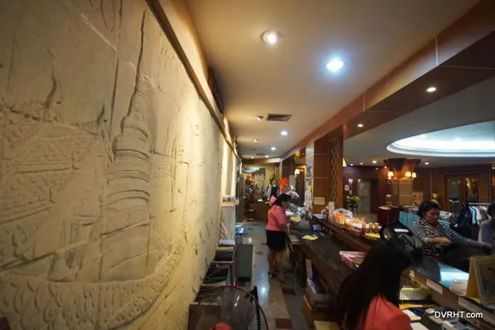 Dhevaraj Hotel — фото 1