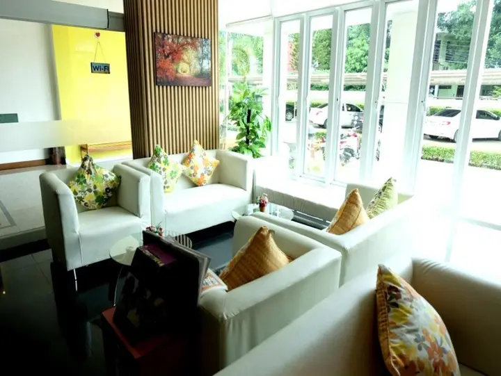 Кхонкэн: All Seasons Residence