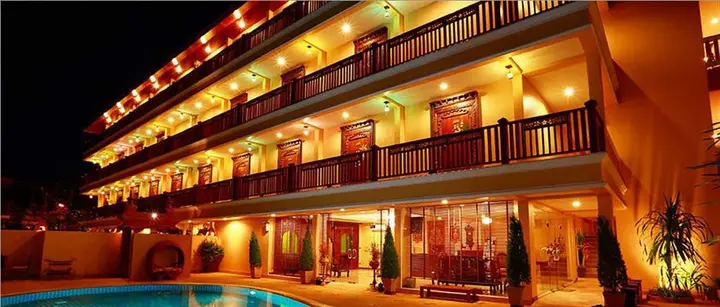 Чиангмай: At Chiang Mai Hotel