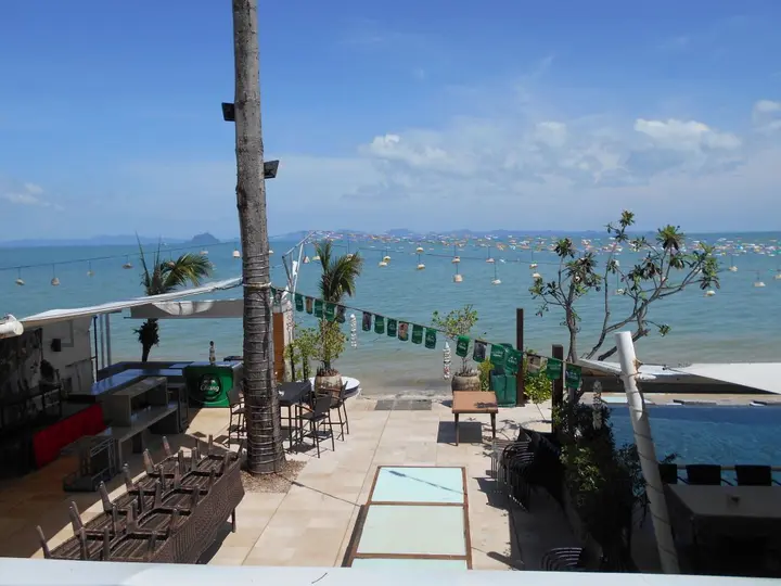 Пхукет: The Nchantra Pool Suite Phuket