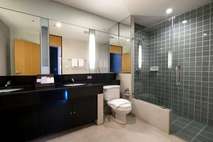 Бангкок: Benviar Tonson Residence
