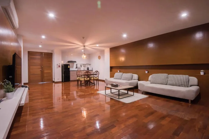 Бангкок: Benviar Tonson Residence