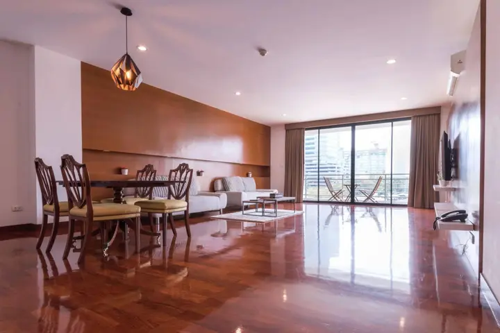 Бангкок: Benviar Tonson Residence