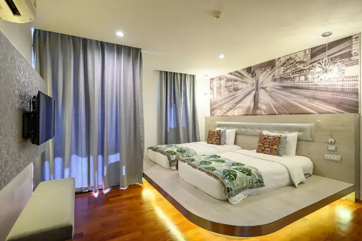 Бангкок: Benviar Tonson Residence
