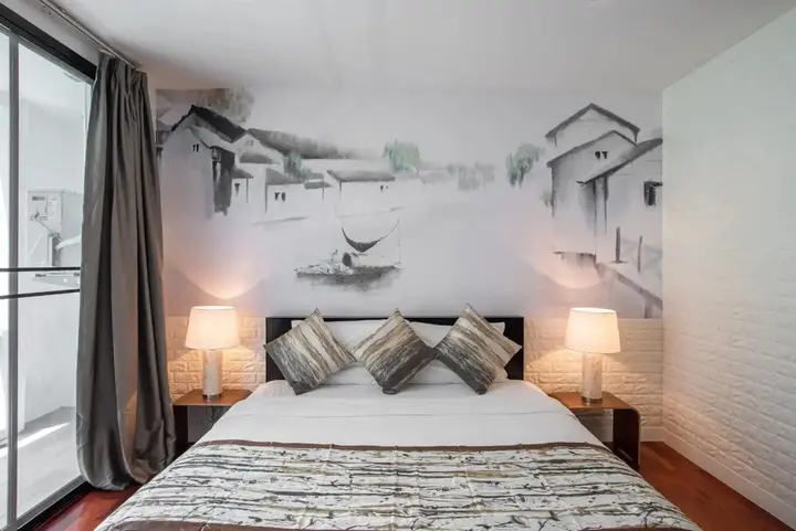 Бангкок: Benviar Tonson Residence