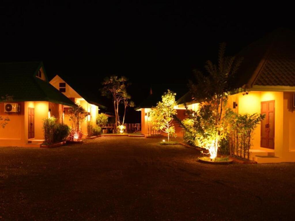 Сураттхани: Sucholtee Resort