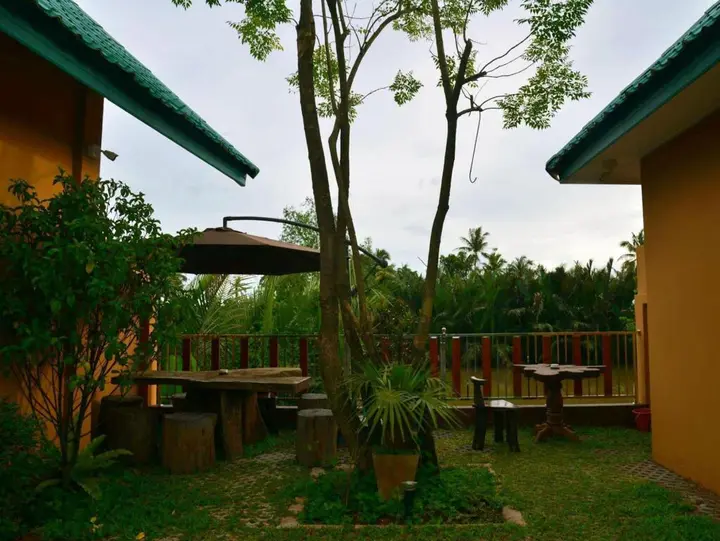 Сураттхани: Sucholtee Resort