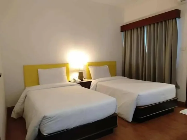 Кхлонг-Янг: May Flower Grand Hotel Korat