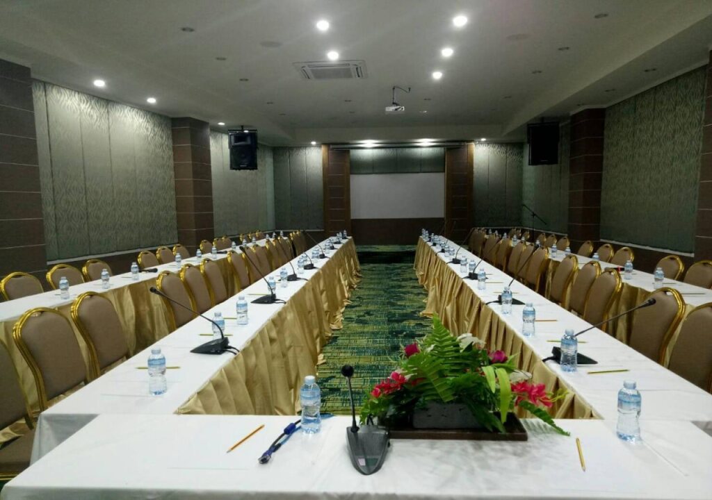 May Flower Grand Hotel Korat — фото 2