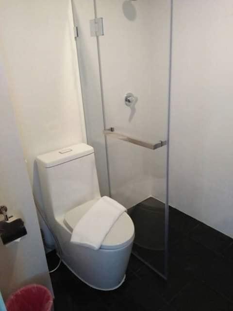 Кхлонг-Янг: May Flower Grand Hotel Korat
