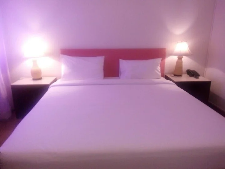 Кхлонг-Янг: May Flower Grand Hotel Korat