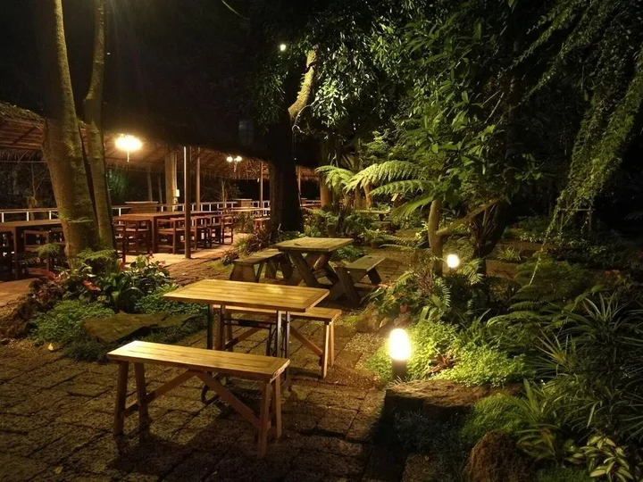 Ампхава: Young Coconut Garden Home Resort