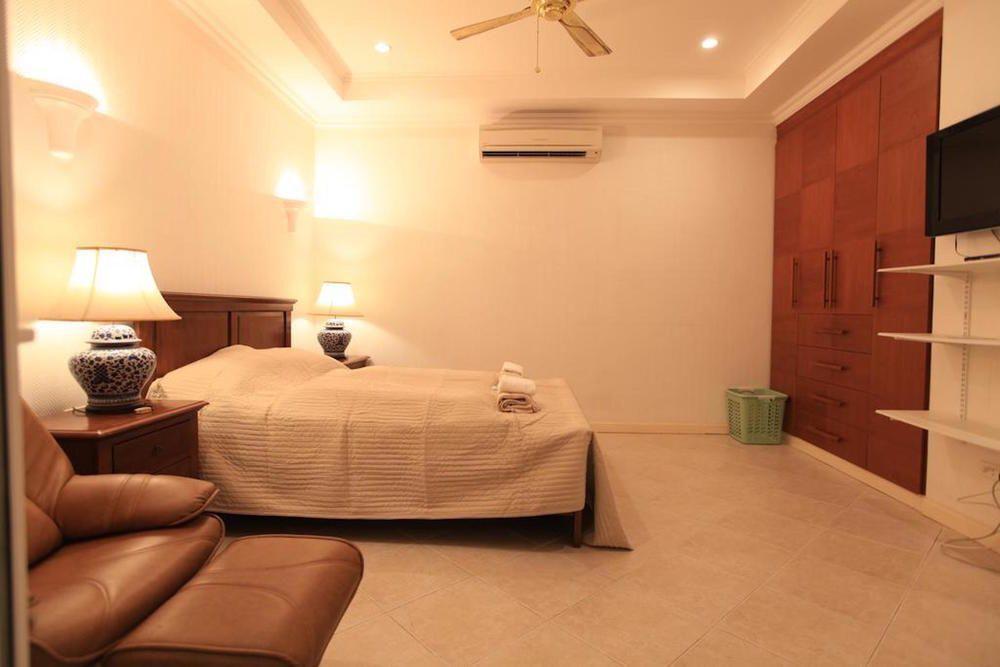 Паттайя: Majestic Residence Pattaya by 38