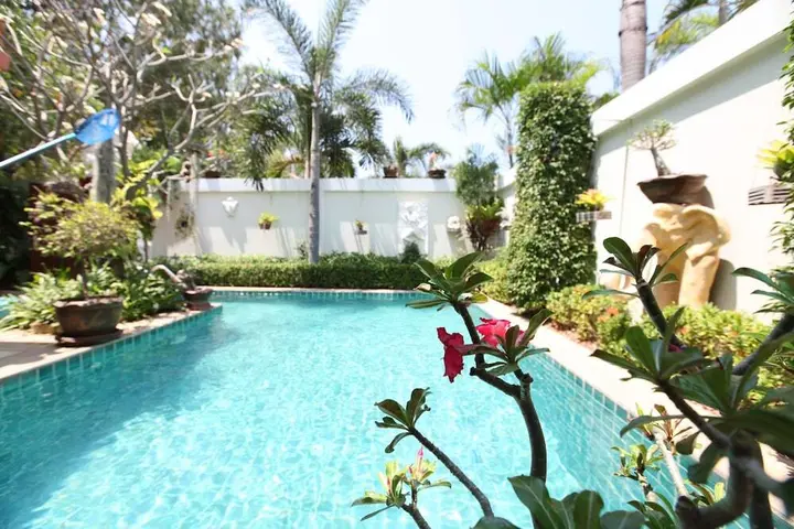 Паттайя: Majestic Residence Pattaya by 38