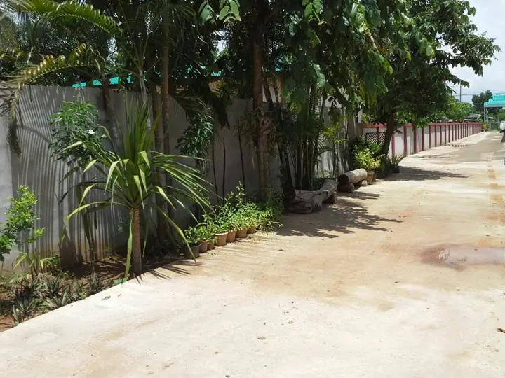 Удонтхани: Mali Home Place