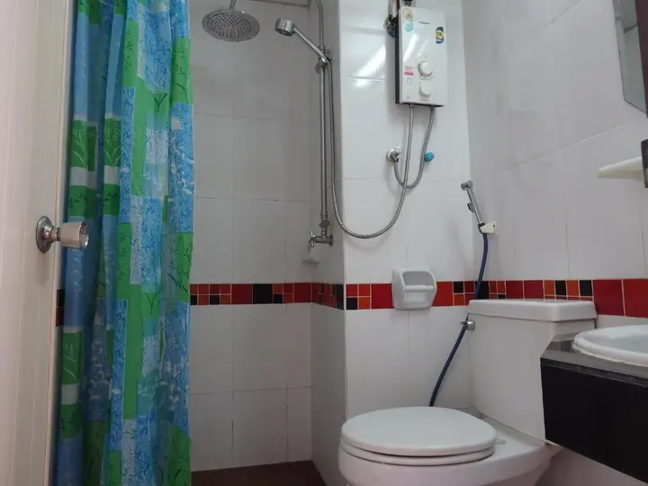 Кхлонг-Янг: Sakol Hotel