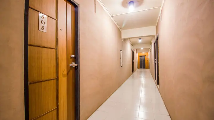 Чиангмай: B2 Santitham (Wat Jed Yod) Boutique & Budget Hotel
