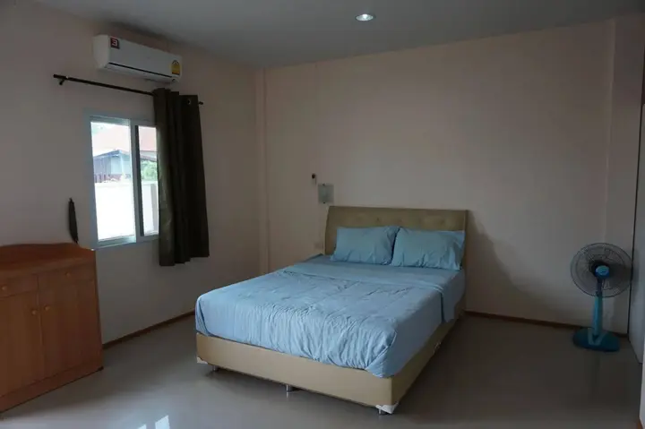 Удонтхани: Sharples Apartments Udon Thani