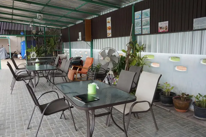 Удонтхани: Sharples Apartments Udon Thani