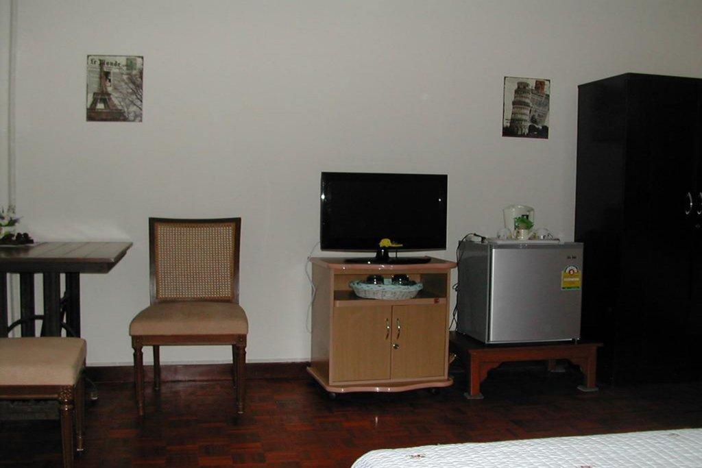 Hua Hin Tour Guesthouse — фото 1