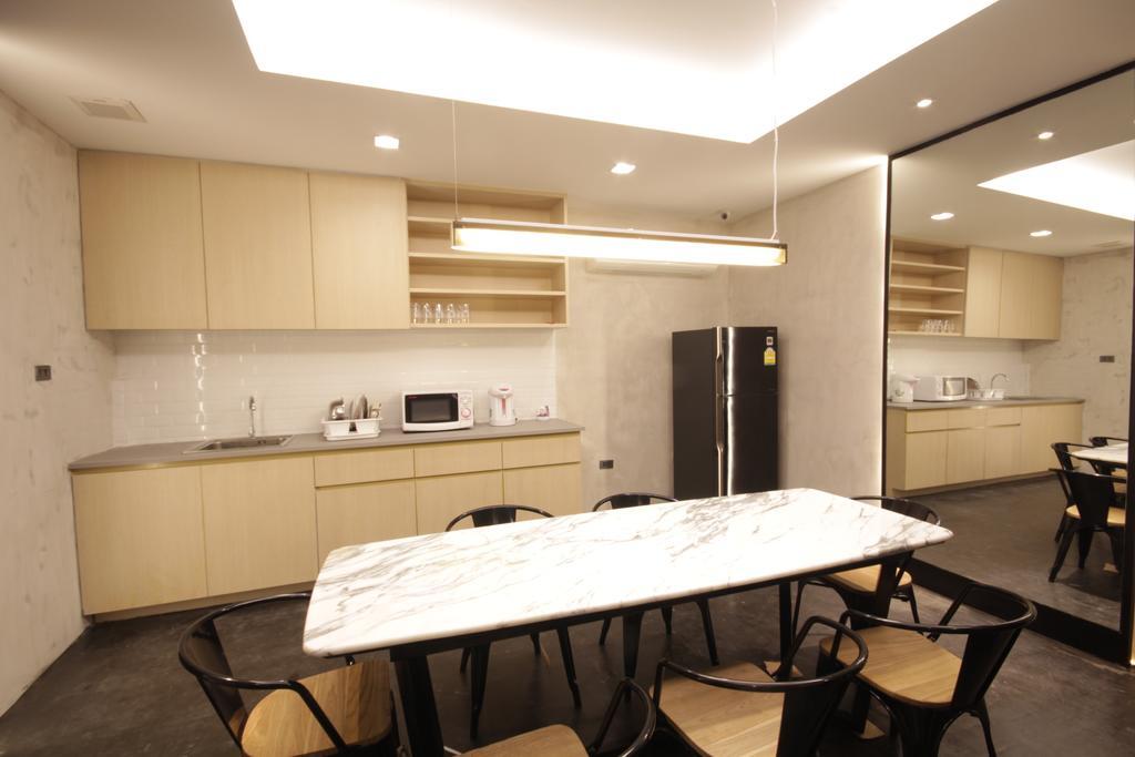 Бангкок: Intown Residence