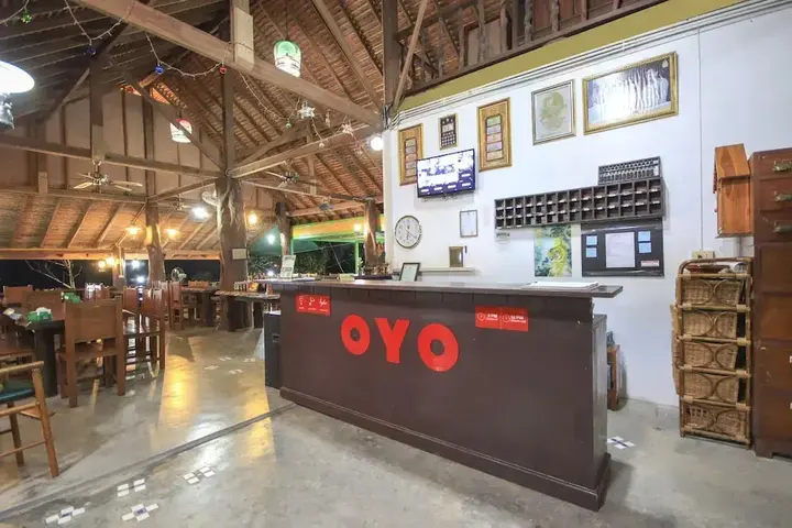 Лансака: OYO 75353 Loy Chalet Resort