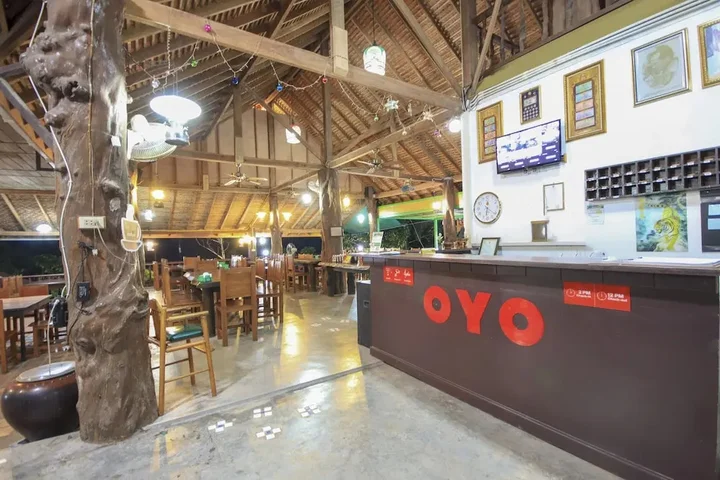 Лансака: OYO 75353 Loy Chalet Resort