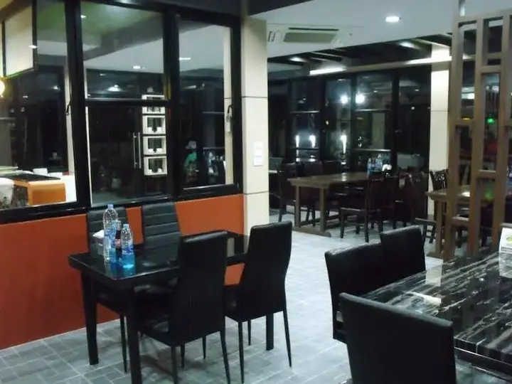 Лансака: Haru Hara Hotel