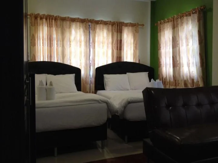 Сирача: U-Dee Hotel