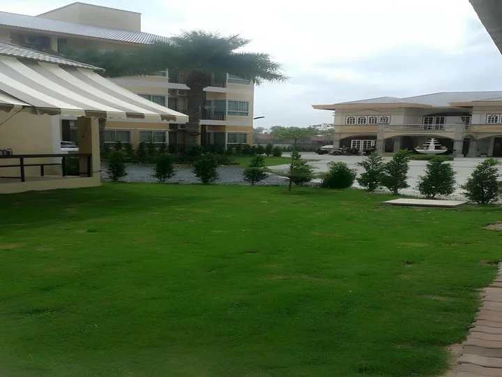 Сирача: U-Dee Hotel