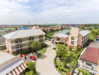 Сирача: U-Dee Hotel