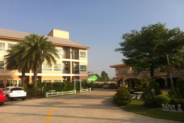 Сирача: U-Dee Hotel