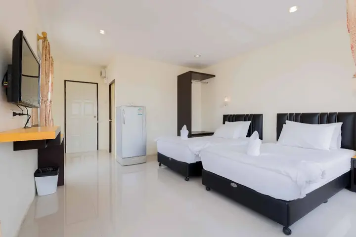 Сирача: U-Dee Hotel