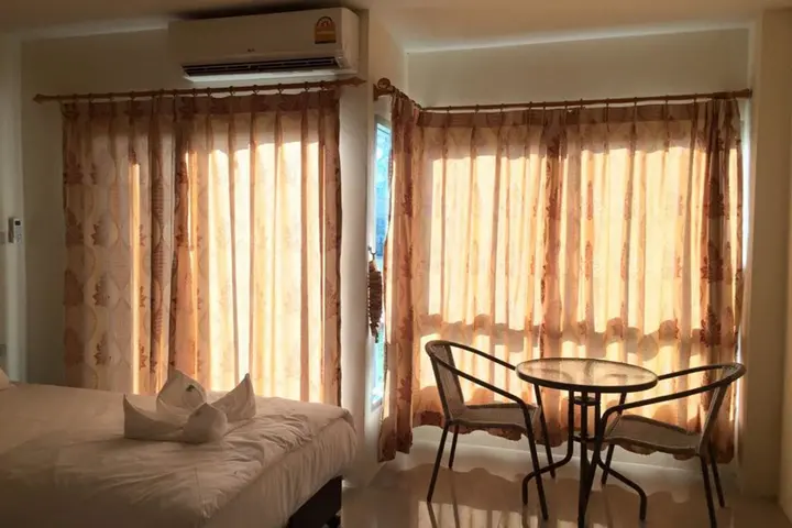 Сирача: U-Dee Hotel