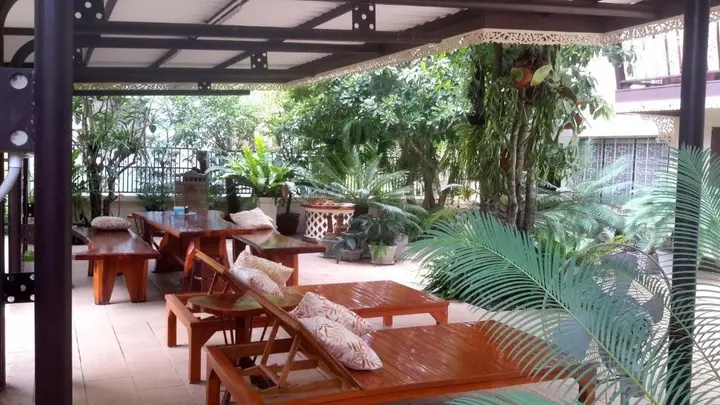 Накхонситхаммарат: Maliwan Holiday Home