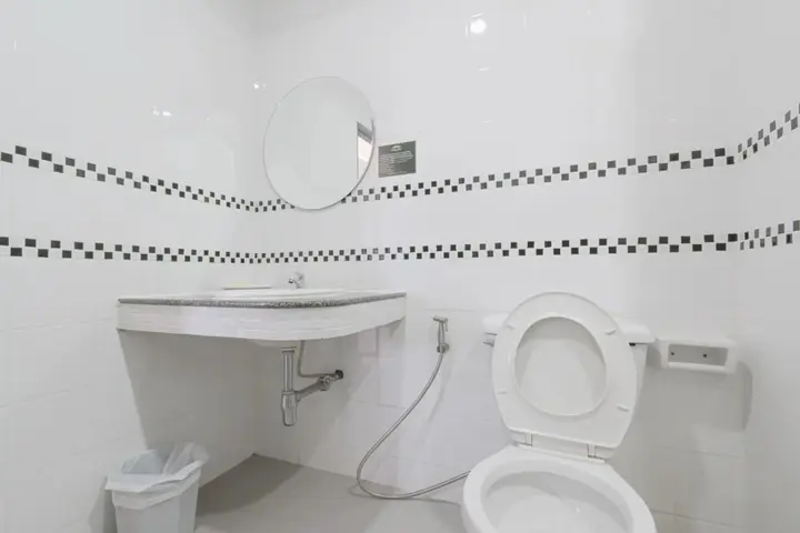 Пхитсанулок: Rattana Park Hotel