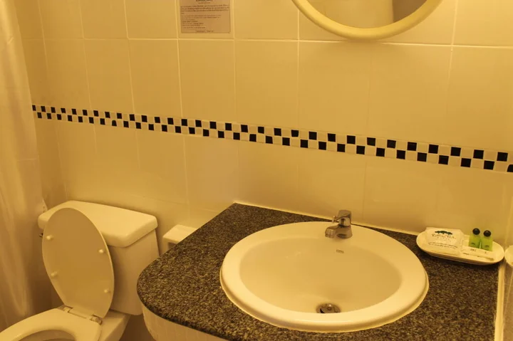 Пхитсанулок: Rattana Park Hotel