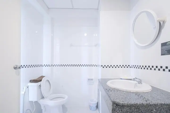 Пхитсанулок: Rattana Park Hotel
