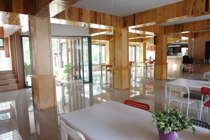 Ампхава: Juntima Place at Amphawa