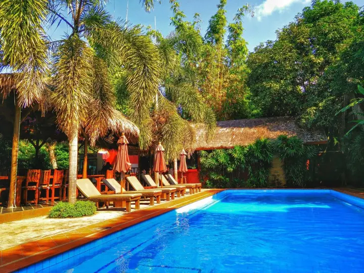 Сан-Кампаенг: Baanpong Lodge