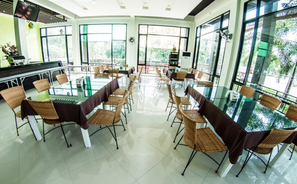 Сам-Рои-Йот: The Green Beach Resort