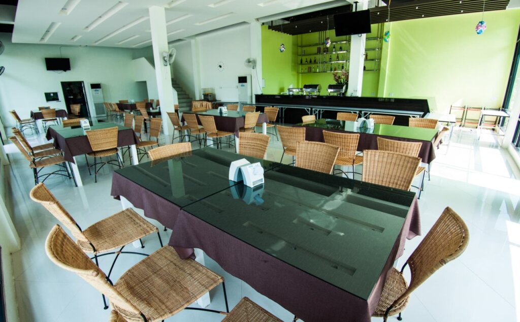 Сам-Рои-Йот: The Green Beach Resort