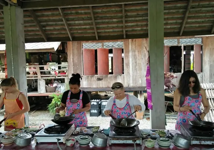 Чиангмай: All In 1 Guesthouse Chiang Mai