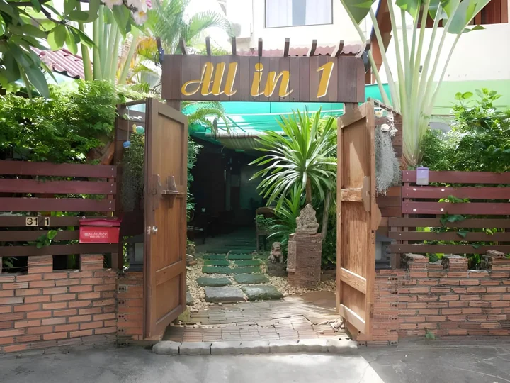 Чиангмай: All In 1 Guesthouse Chiang Mai