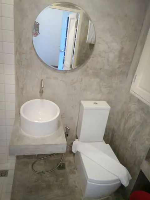 Сирача: NY TH Hotel