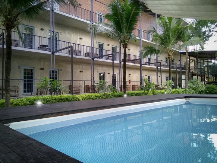 Сирача: NY TH Hotel