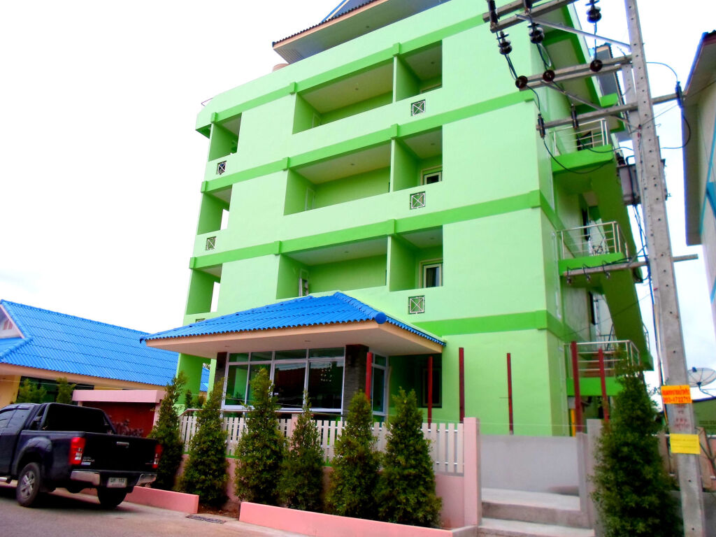 Сураттхани: Yamjan Place