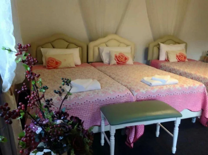 Маерим: Flora Hill Resort